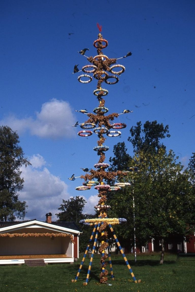 midsommarst-ng-bild-tradition-stil-och-historia-bilddigital-se